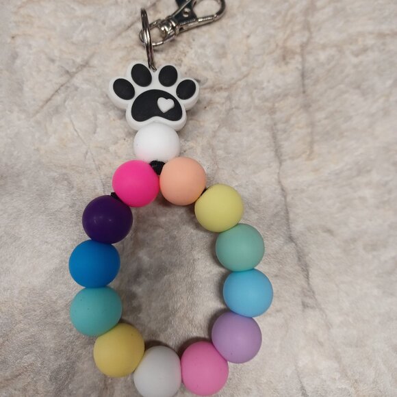 Custom Keychain Ring with a PawPrint Focal - Picture 1 of 1
